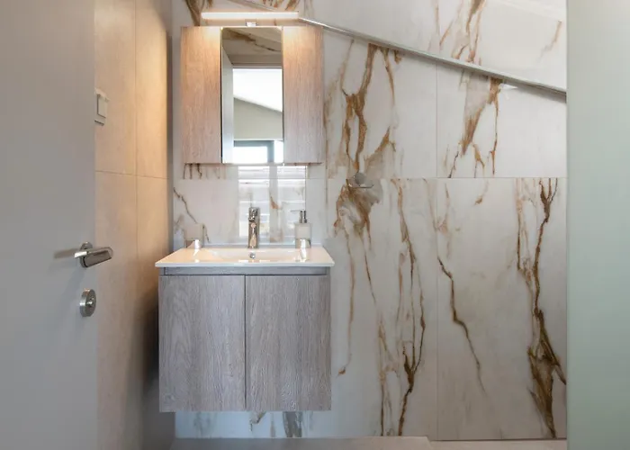 B&B Endless Blue Luxury 4*