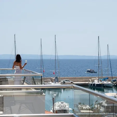 Oda ve Kahvaltı Endless Blue Luxury