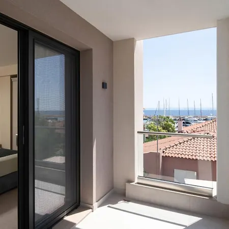 Endless Blue Luxury Oda ve Kahvaltı