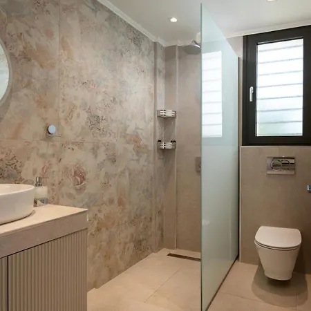 Endless Blue Luxury 4* ニキティ