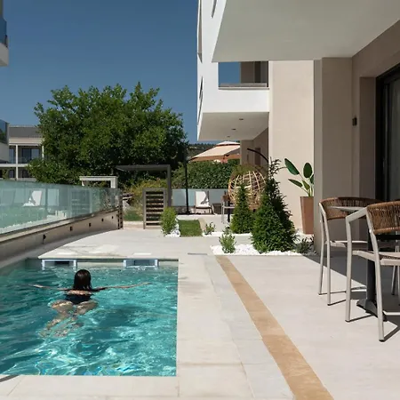 Oda ve Kahvaltı Endless Blue Luxury Nikiti (Sithonia)