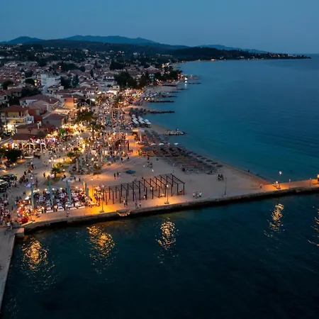 Oda ve Kahvaltı Endless Blue Luxury Nikiti (Sithonia)