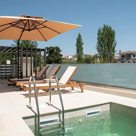 Oda ve Kahvaltı Endless Blue Luxury Nikiti (Sithonia)