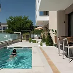 Bed and Breakfast Endless Blue Luxury Νικήτη