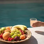 Endless Blue Luxury 4* Νικήτη